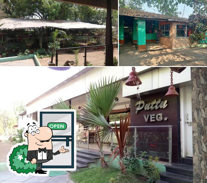You can get some fresh air at the outside area of Puttu Veg Restaurant