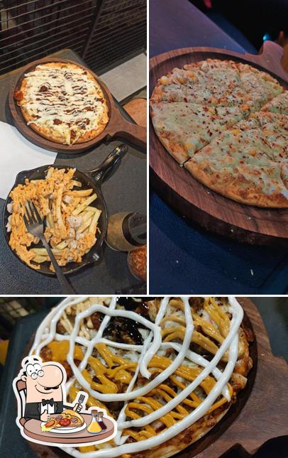 Try out pizza at Rollin' Wheels Virar