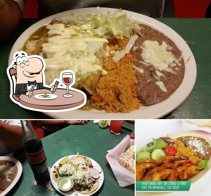 Tacos Burritos El Pato in Santa Clarita Restaurant menu and reviews