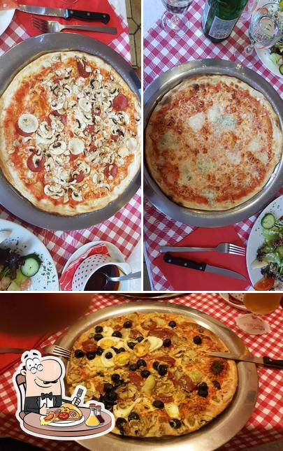 Prenez des pizzas à Pizzeria Peperoncino