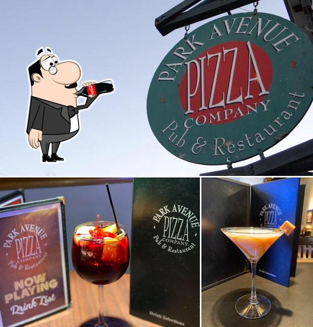 Entre los distintos productos que hay en Park Avenue Pizza Company también tienes bebida y exterior