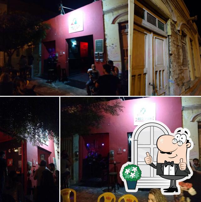 O exterior do Red Pub