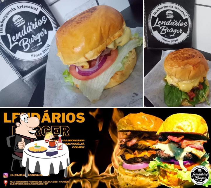 Experimente um dos hambúrgueres oferecidos no Lendários Burger