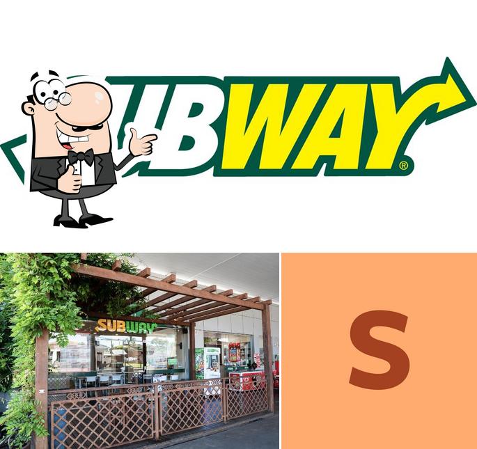 Look at this picture of Subway