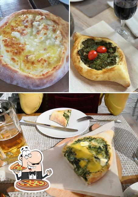 Choisissez des pizzas à Gruzinski Buffet