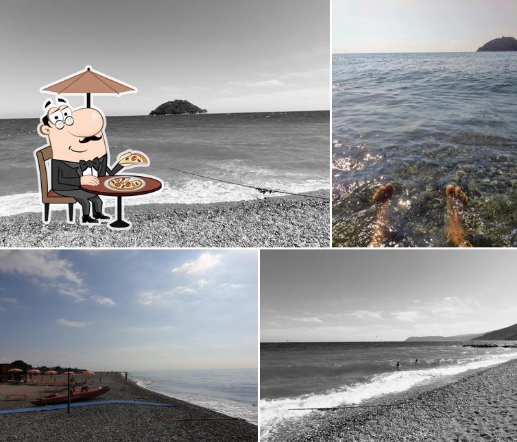 Guarda gli esterni di Bagni Rio - Ristorante Spiaggia Bar