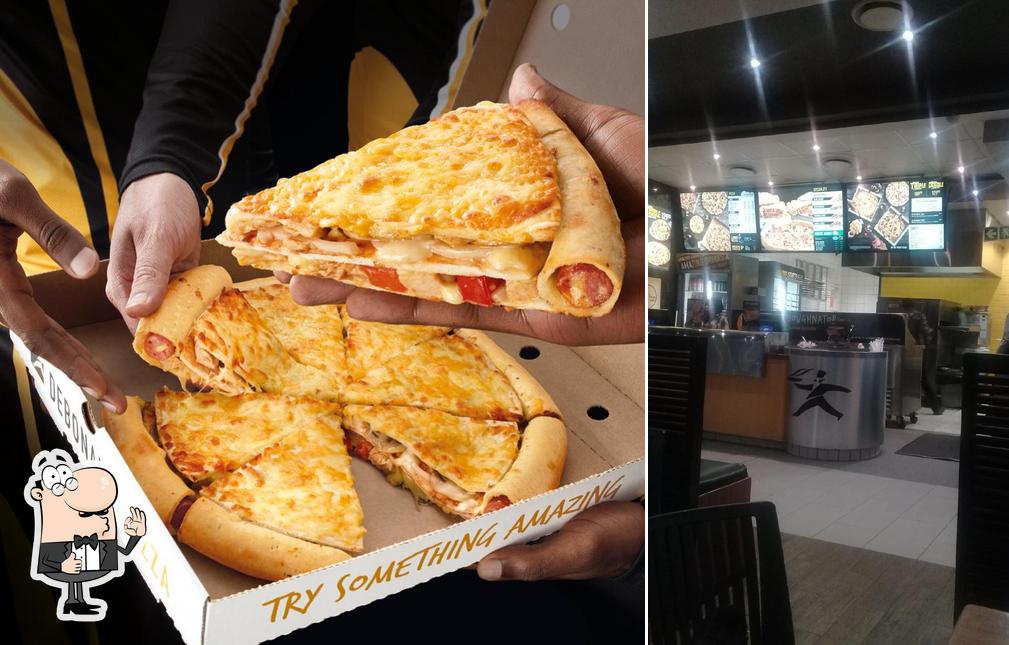 Voir la photo de Debonairs Pizza