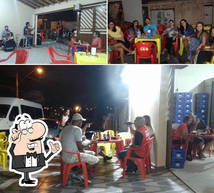 Veja imagens do interior do Espetinhos Isabela