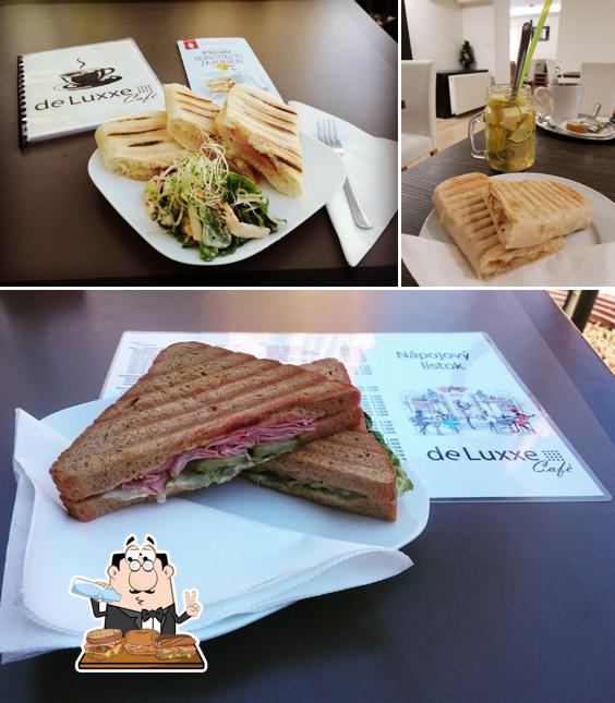 Sélectionnez un sandwich à De Luxxe Cafe