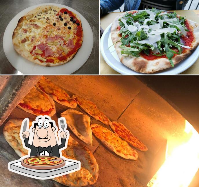 Scegli una pizza a Bar Pizzeria Il Vecchio Ponte