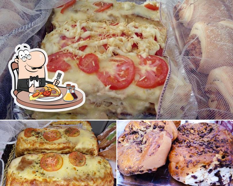 Escolha pizza no Empório do Pão