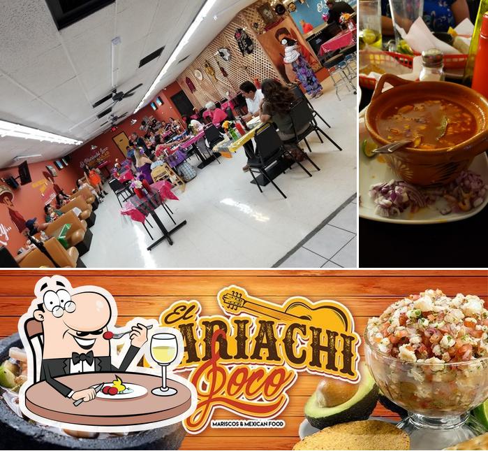Еда в "Mariachi loco Restaurant and Bar"