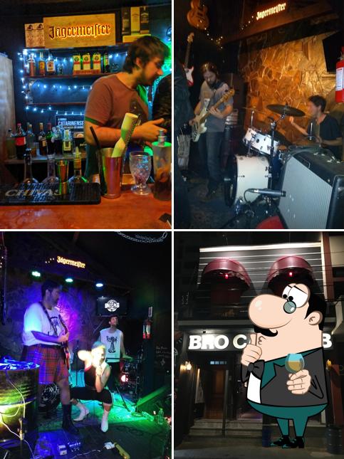 Bro Cave Pub
