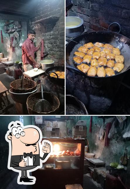 Janata Cabin ( Bappa Dar Paratha Shop)
