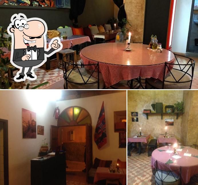 El interior de Taverna Bolognese Da Maurizio