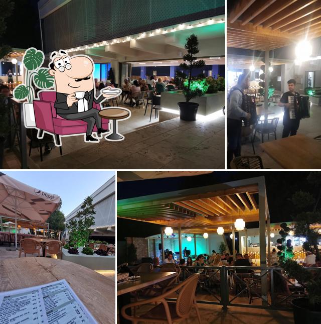 Amur Restaurant & Lounge