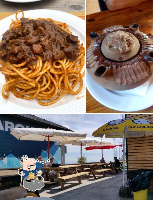 La foto della cibo e interni di Ristorante San Giuda