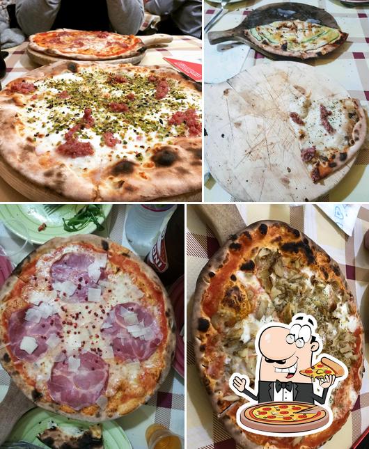 A Il Grottino, puoi goderti una bella pizza