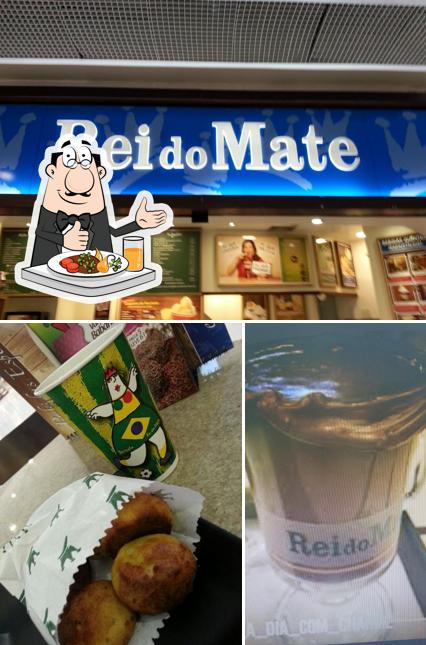 Entre diversos coisas, comida e exterior podem ser encontrados no REI DO MATE