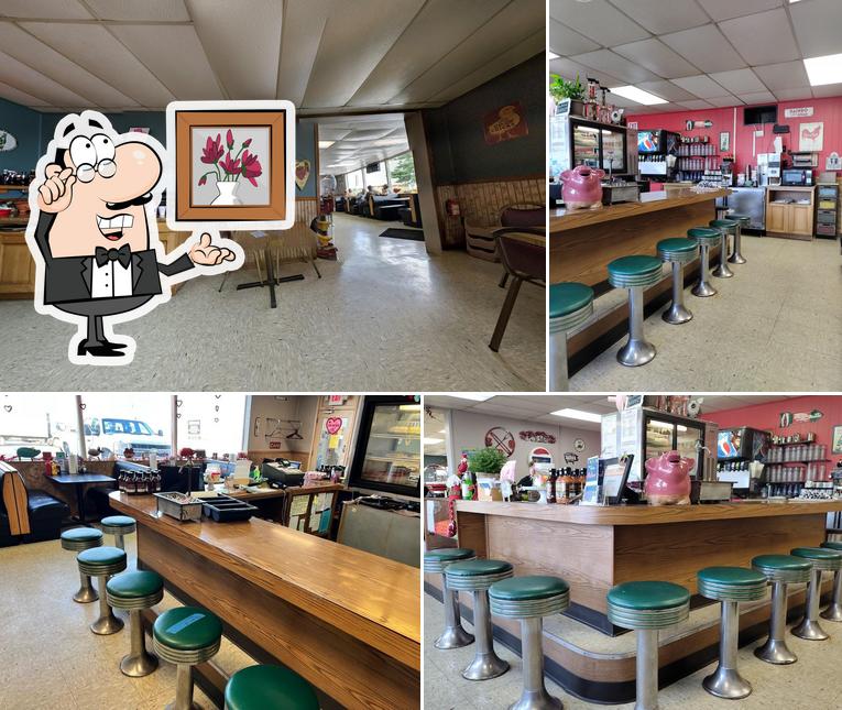 Junction Cafe in Bedford Restaurant menu and reviews