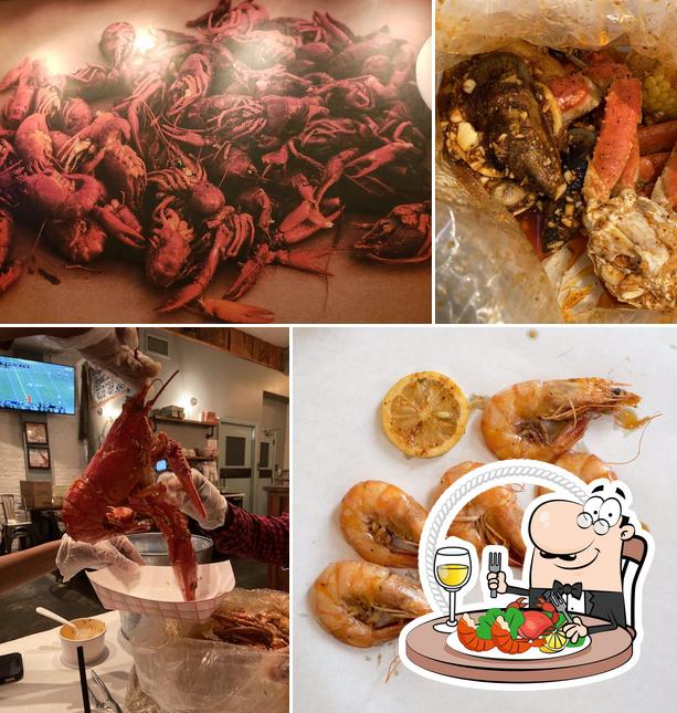 Cap't Loui Brooklyn _ Cajun seafood boil, 413 Myrtle Ave in New York