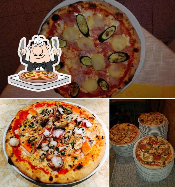 Essayez des pizzas à Punjab resturante pizzeria Verona