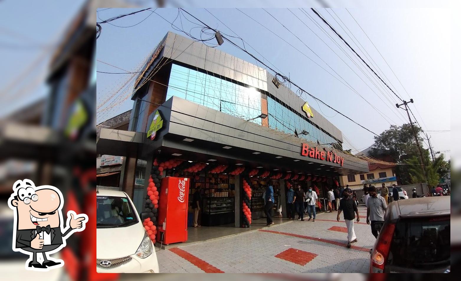 Bake N Joy, Kannur, V94Q+CCJ Restaurant reviews