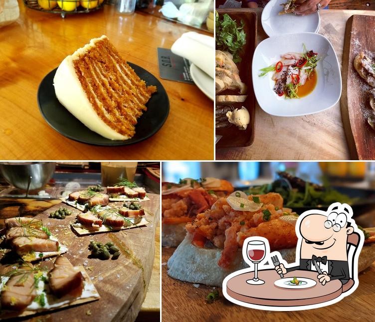 Sailor Oyster Bar in Annapolis Restaurant menu and reviews