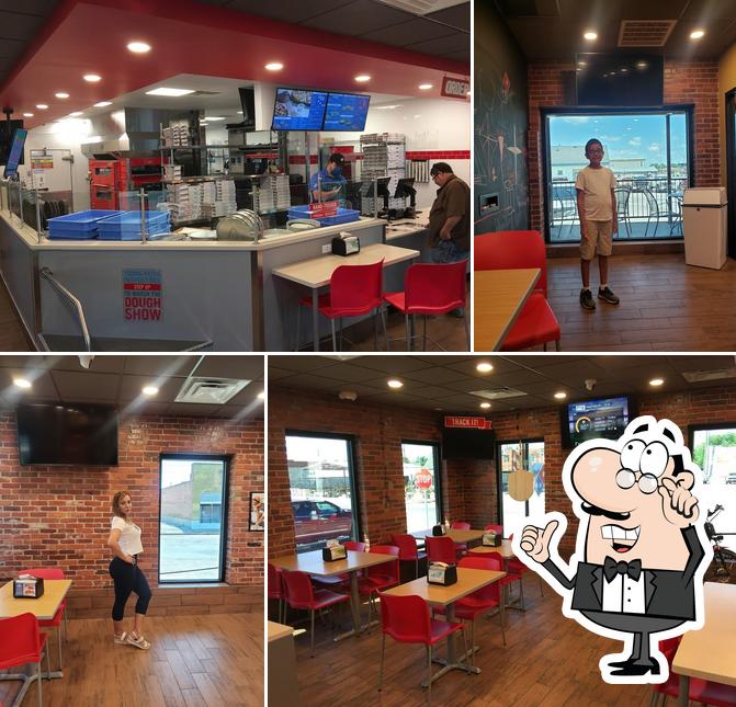 Domino's Pizza in Pauls Valley Restaurant menu and reviews