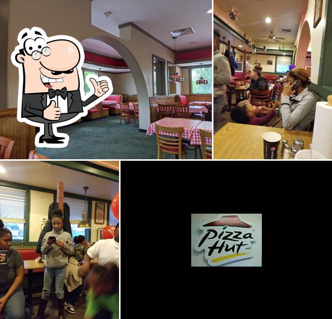 Pizza Hut in Edenton Restaurant menu and reviews