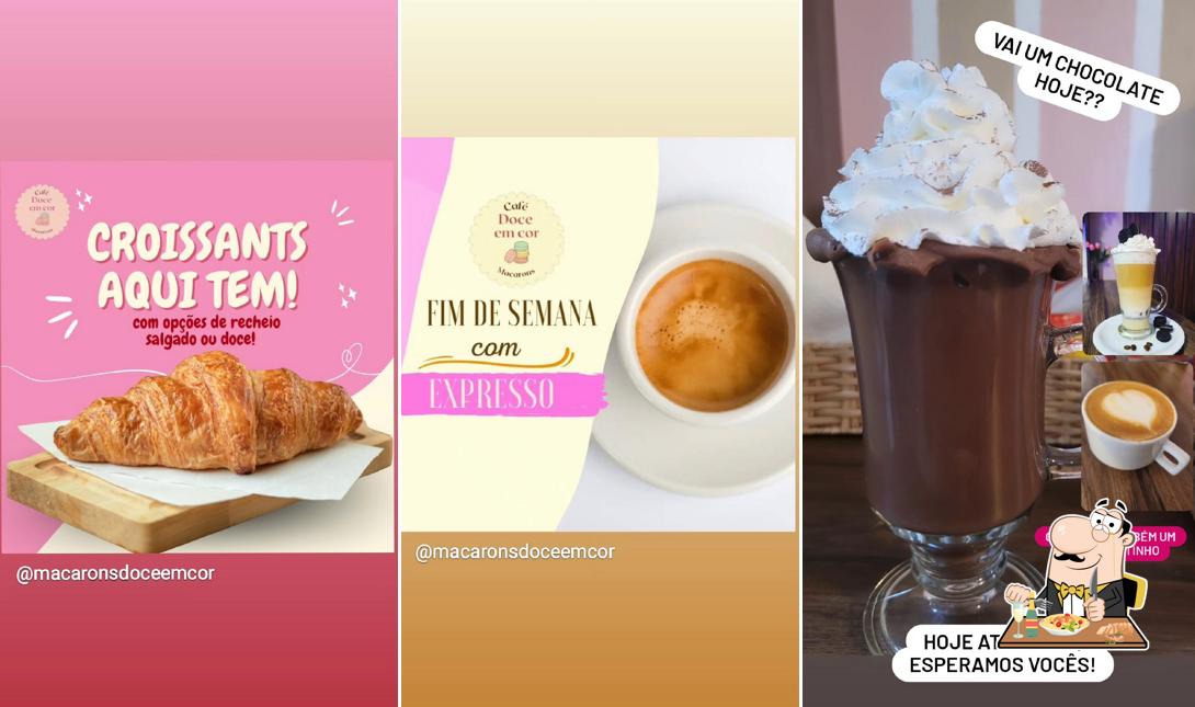 Comida em Café Doce em Cor