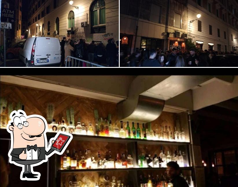 La immagine di esterno e bancone da bar da Coffee Pot Trastevere