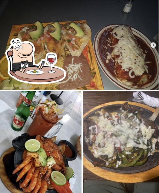 Meals at La Pinata Mexican Restaurant & Market