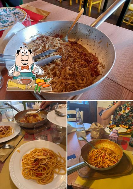 Spaghetti alla bolognese al Al Peperosa