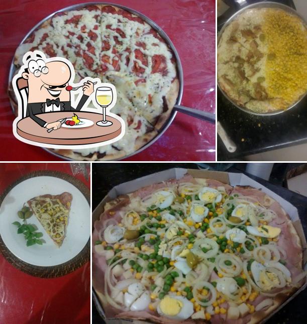 Comida em Pizzaria Uai So!