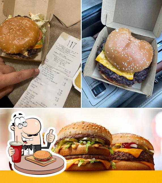 Отведайте гамбургеры в "McDonald's"