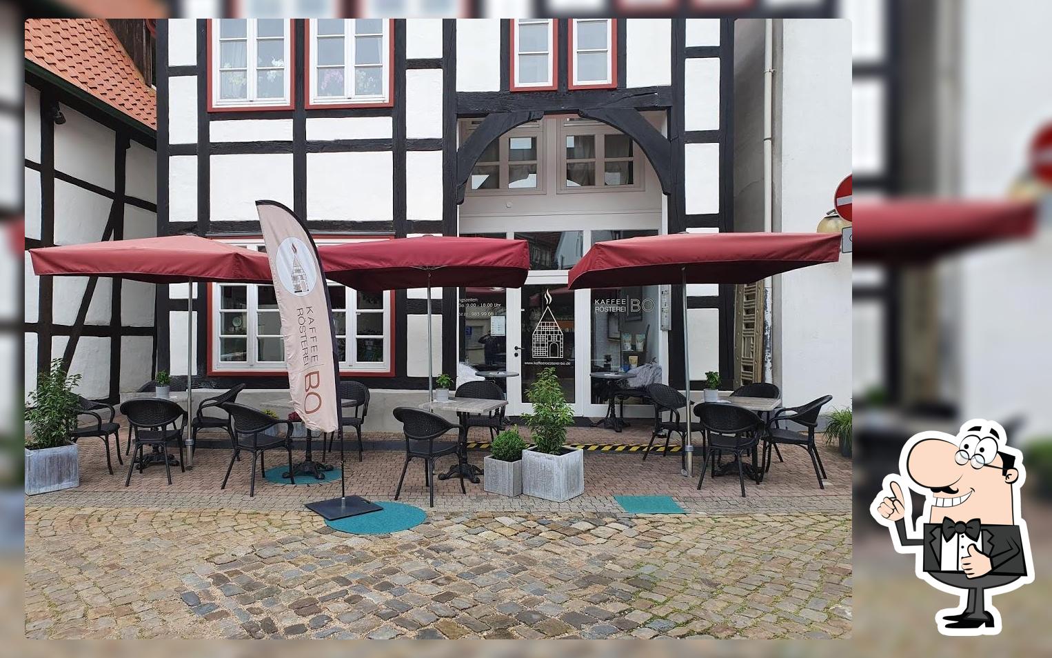 Kaffeerösterei BO Café, Frühstück, Kuchen im historischen Haus Backs