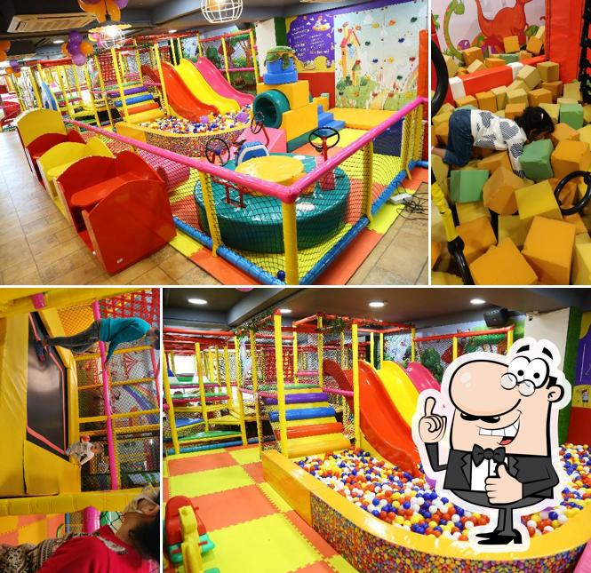 PARTY JUMPERS, Delhi Restaurant reviews