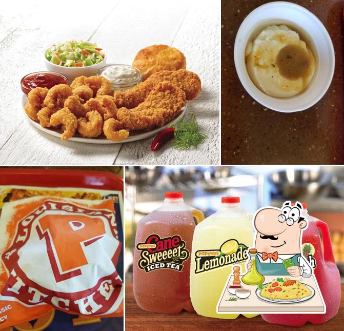 Food at Popeyes Louisiana Kitchen