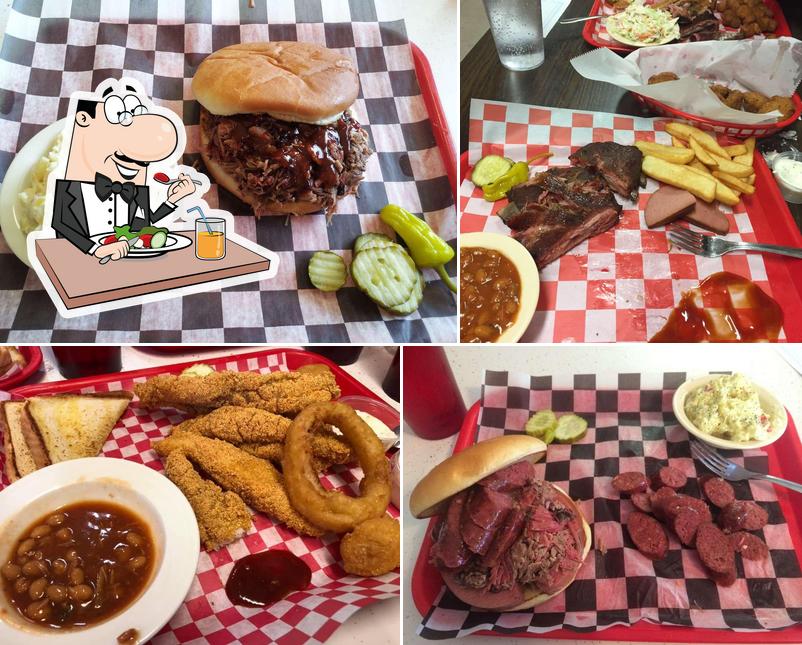 Capps BBQ in Okmulgee Restaurant menu and reviews