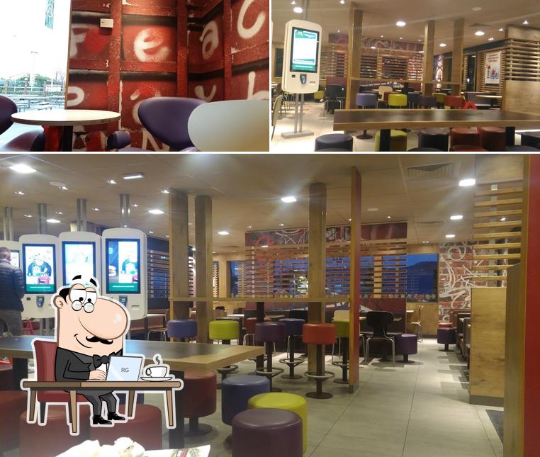 L'intérieur de McDonald's