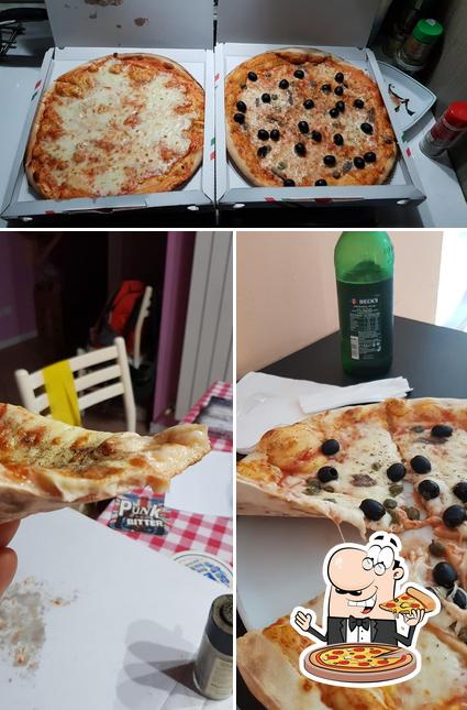 Prenditi una pizza a Pizzeria San Rocco di Mohamed Ahmed