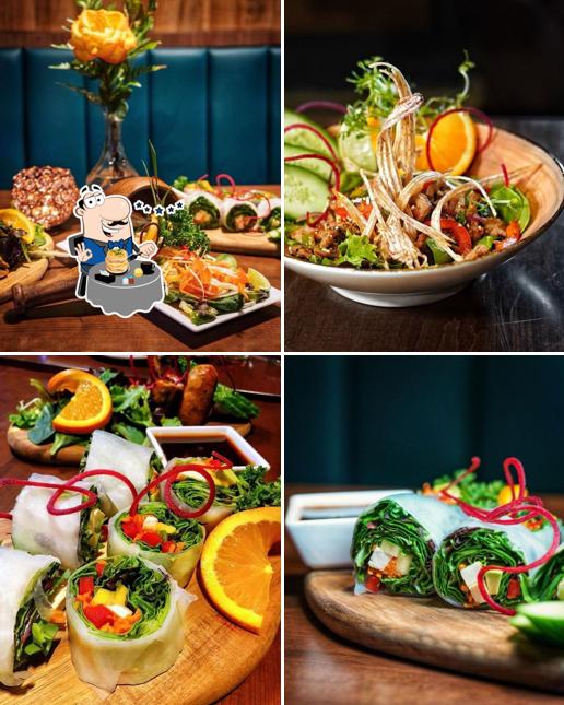 Crystal Thani Kitchen And Bar in Toronto Restaurant menu and reviews