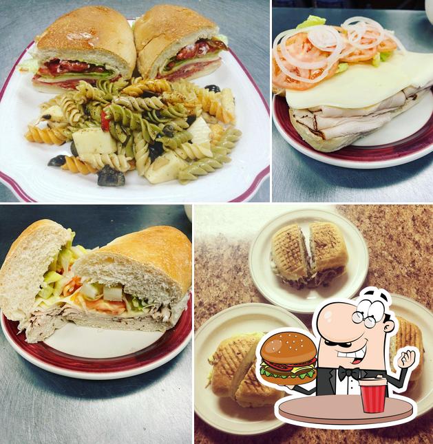 Rosas Trattoria (Italian Bakery & Deli) in Utica Restaurant menu and reviews