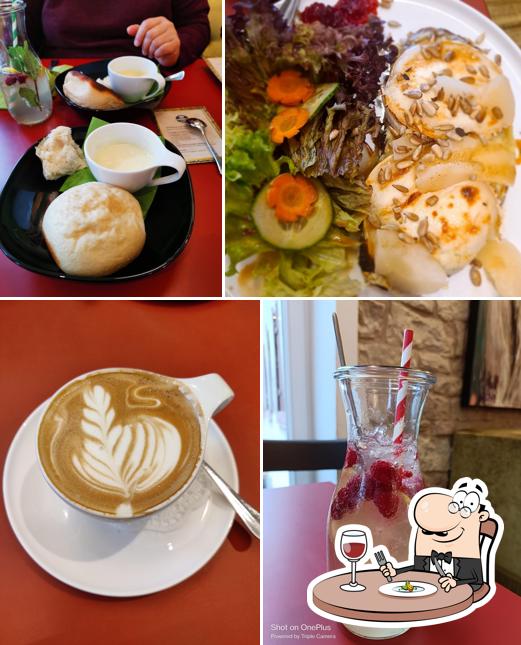 Parmi les différentes choses de la nourriture et la boire, une personne peut trouver sur Café Ludwig 1