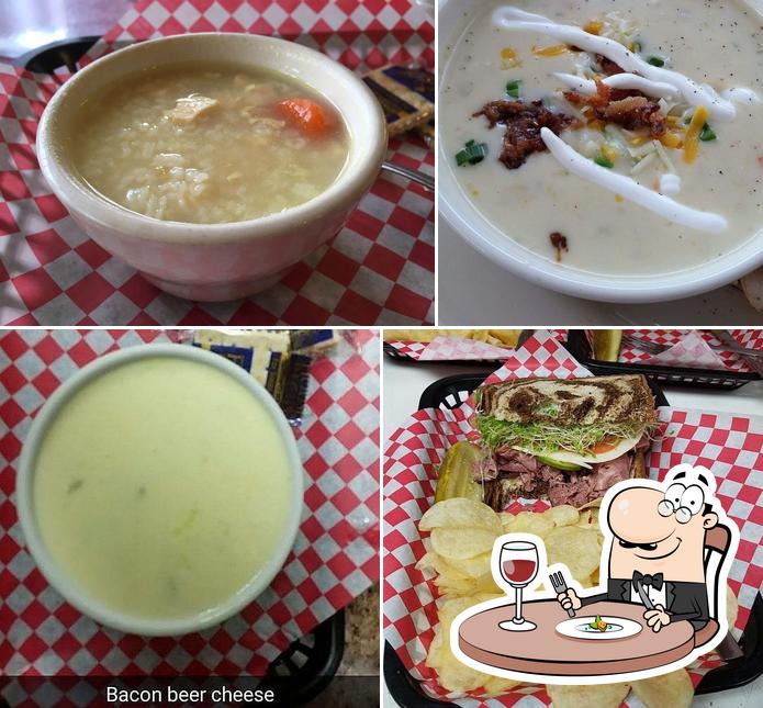 Menu of Lisa's Sandwich Den restaurant, Billings reviews and ratings