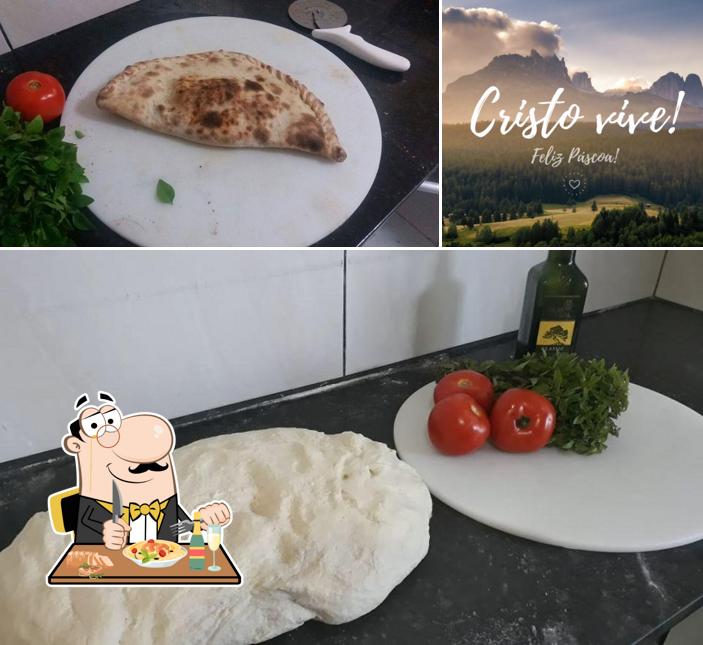 Entre diversos coisas, comida e exterior podem ser encontrados no Loloana pizza artesanal