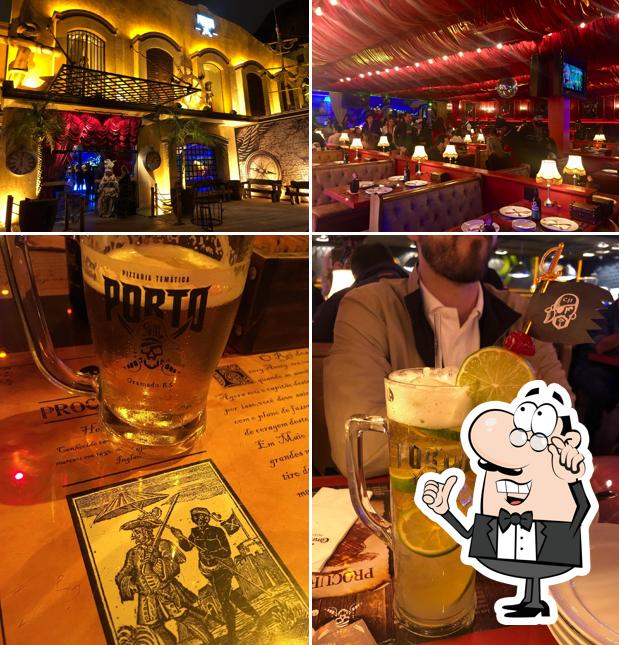Esta é a ilustração ilustrando interior e bebida a Pizzaria Temática Porto Pirata