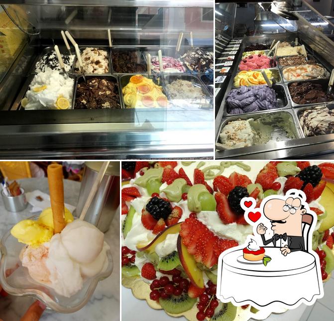 Antica Gelateria Conti propone un'ampia selezione di dolci