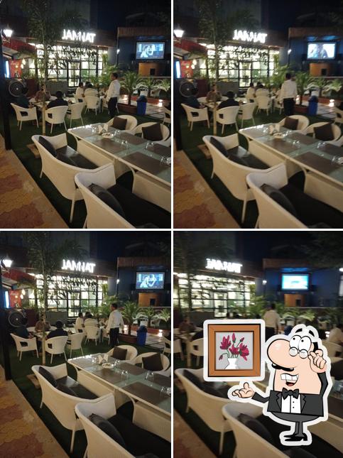 The interior of JANNAT BYOB